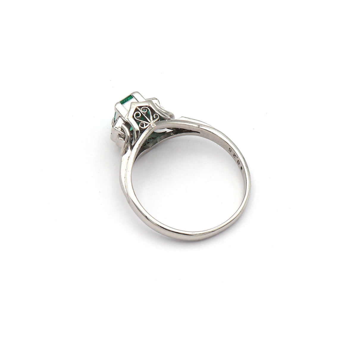 エメラルド リング プラチナ ヴィンテージ ジュエリー Estate Jewelry Japan JEM-1219-3