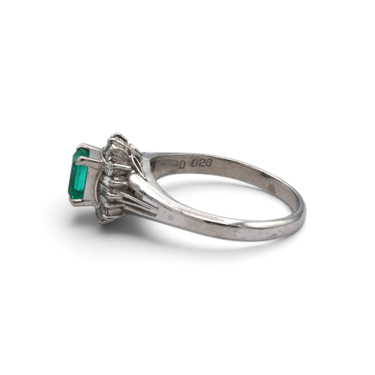 エメラルド リング プラチナ PT900 ヴィンテージ ジュエリー Estate Jewelry Japan JEM-705-2