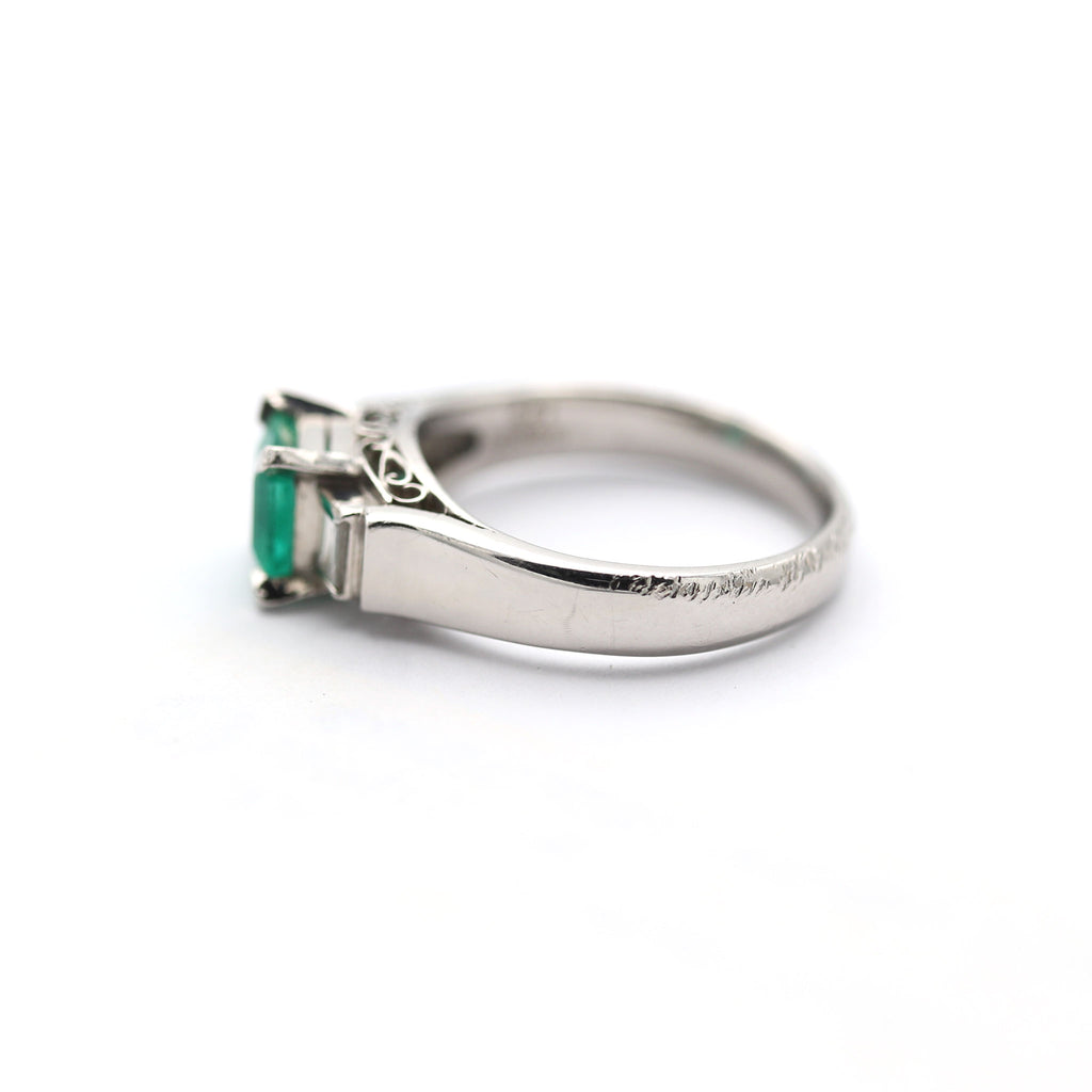 エメラルド リング プラチナ PT900 ヴィンテージ ジュエリー Estate Jewelry Japan JEM-709-6