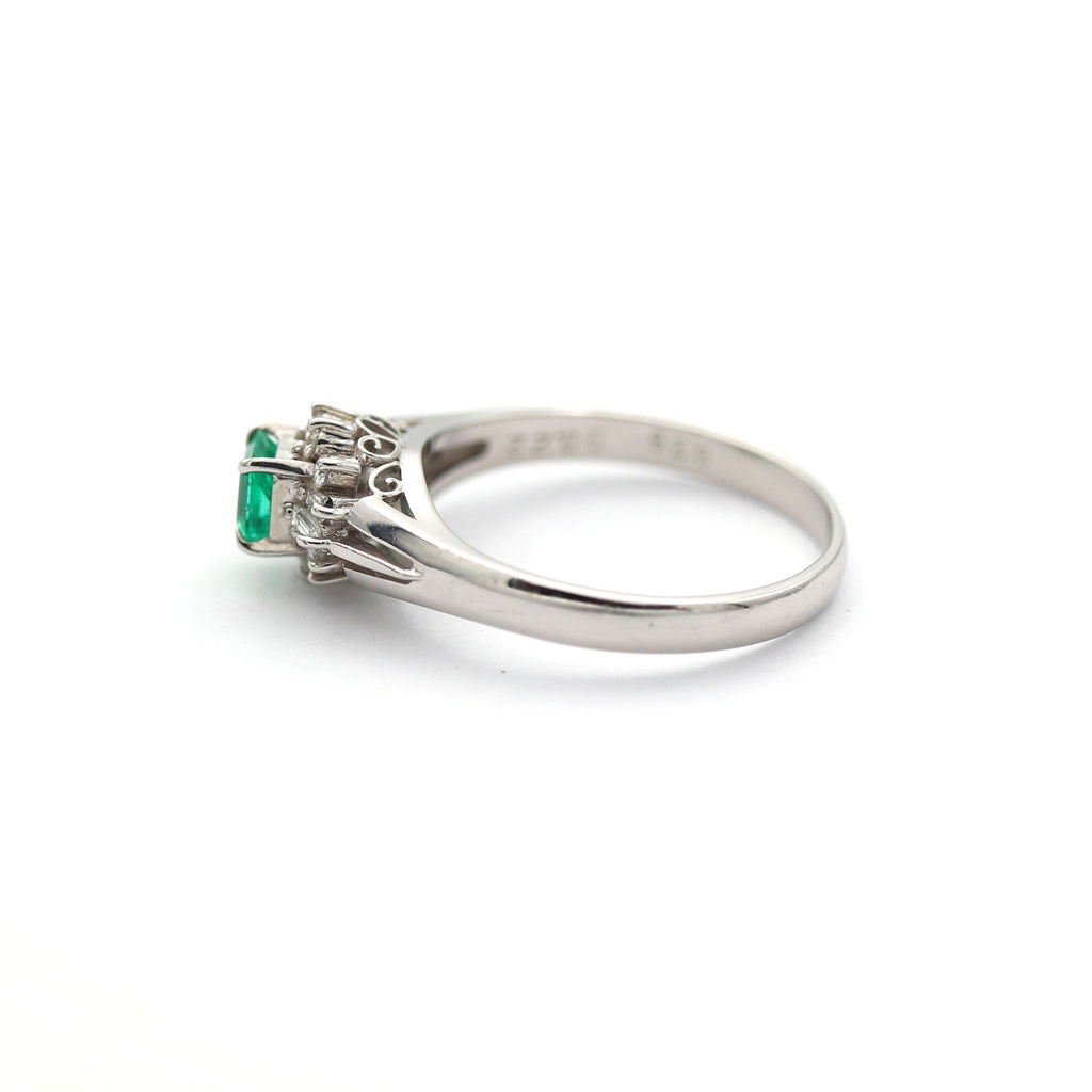 エメラルド リング プラチナ PT850 ヴィンテージ ジュエリー Estate Jewelry Japan JEM-711-2