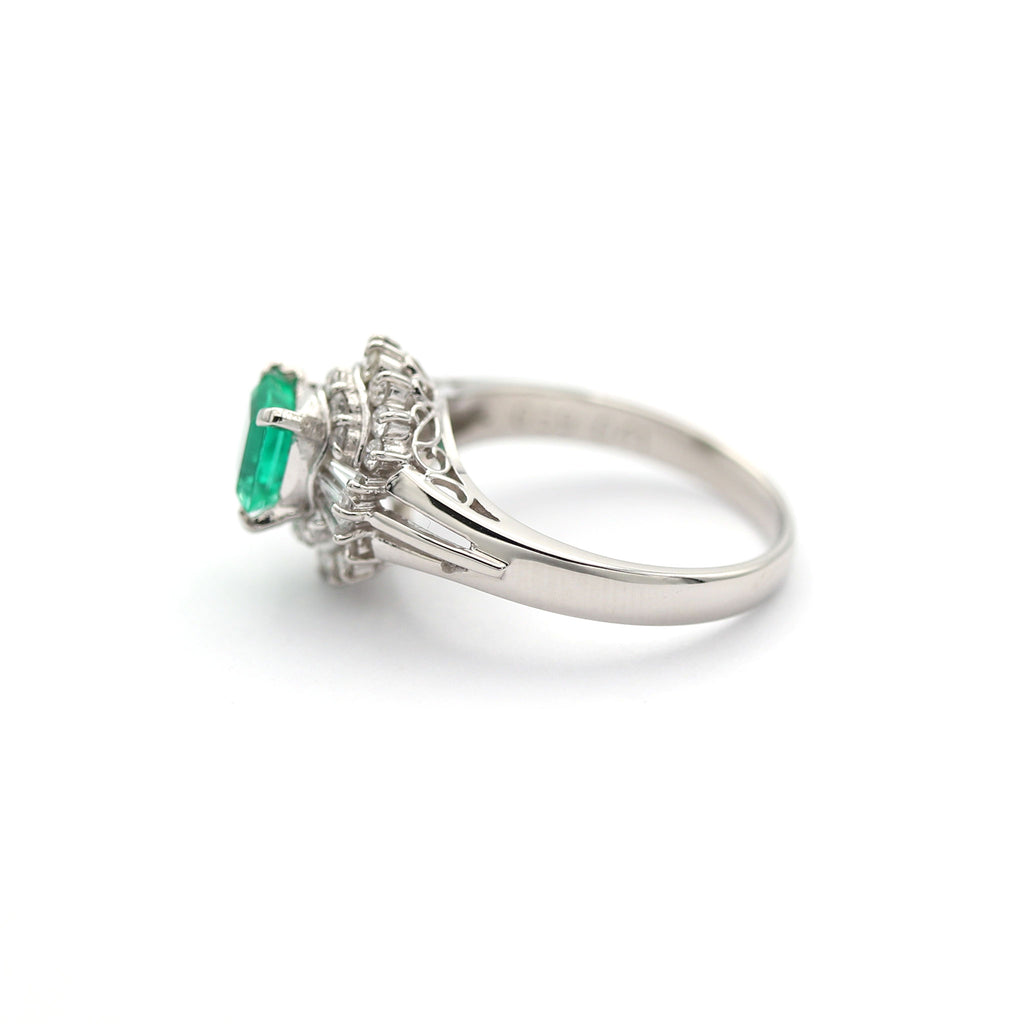 エメラルド リング プラチナ PT900 ヴィンテージ ジュエリー Estate Jewelry Japan JEM-J067-4