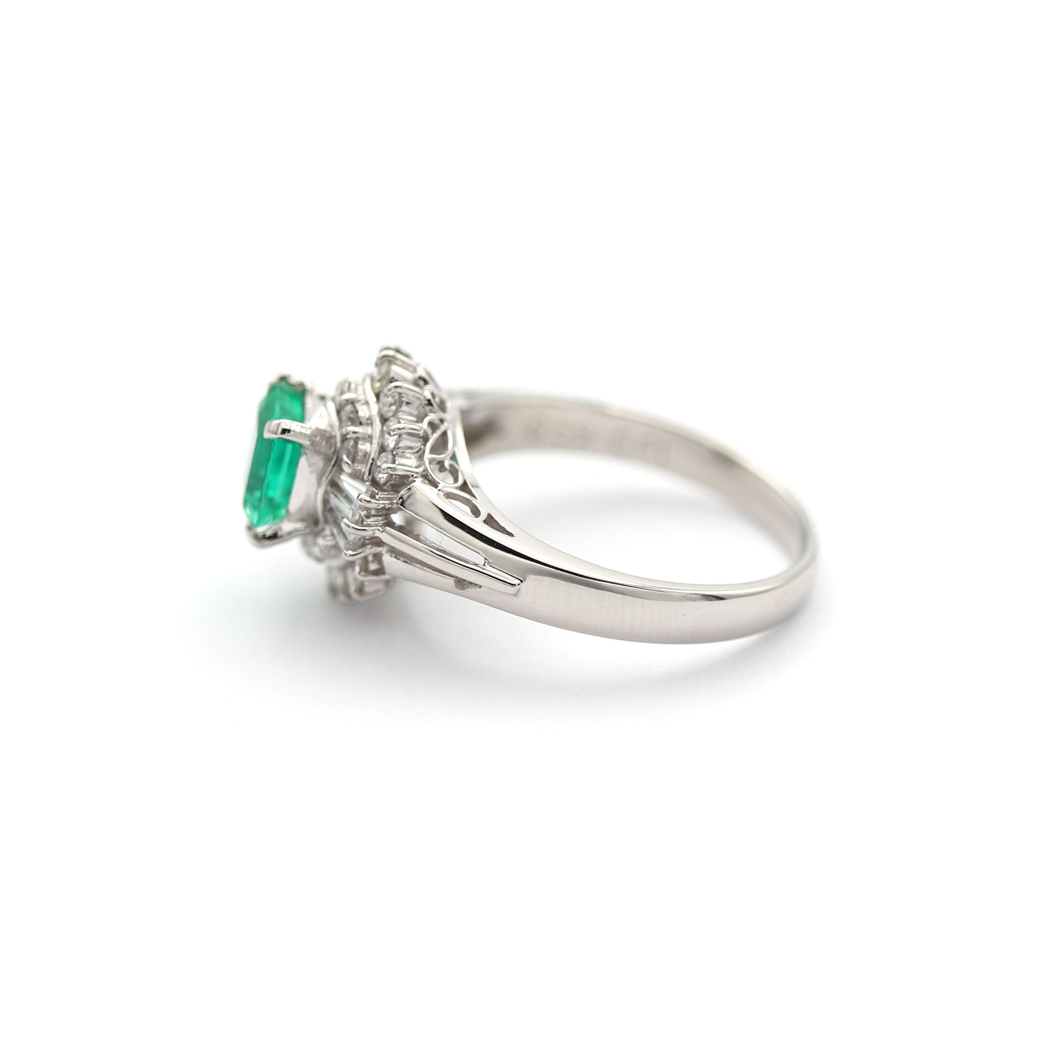 エメラルド リング プラチナ PT900 ヴィンテージ ジュエリー Estate Jewelry Japan JEM-J067-4