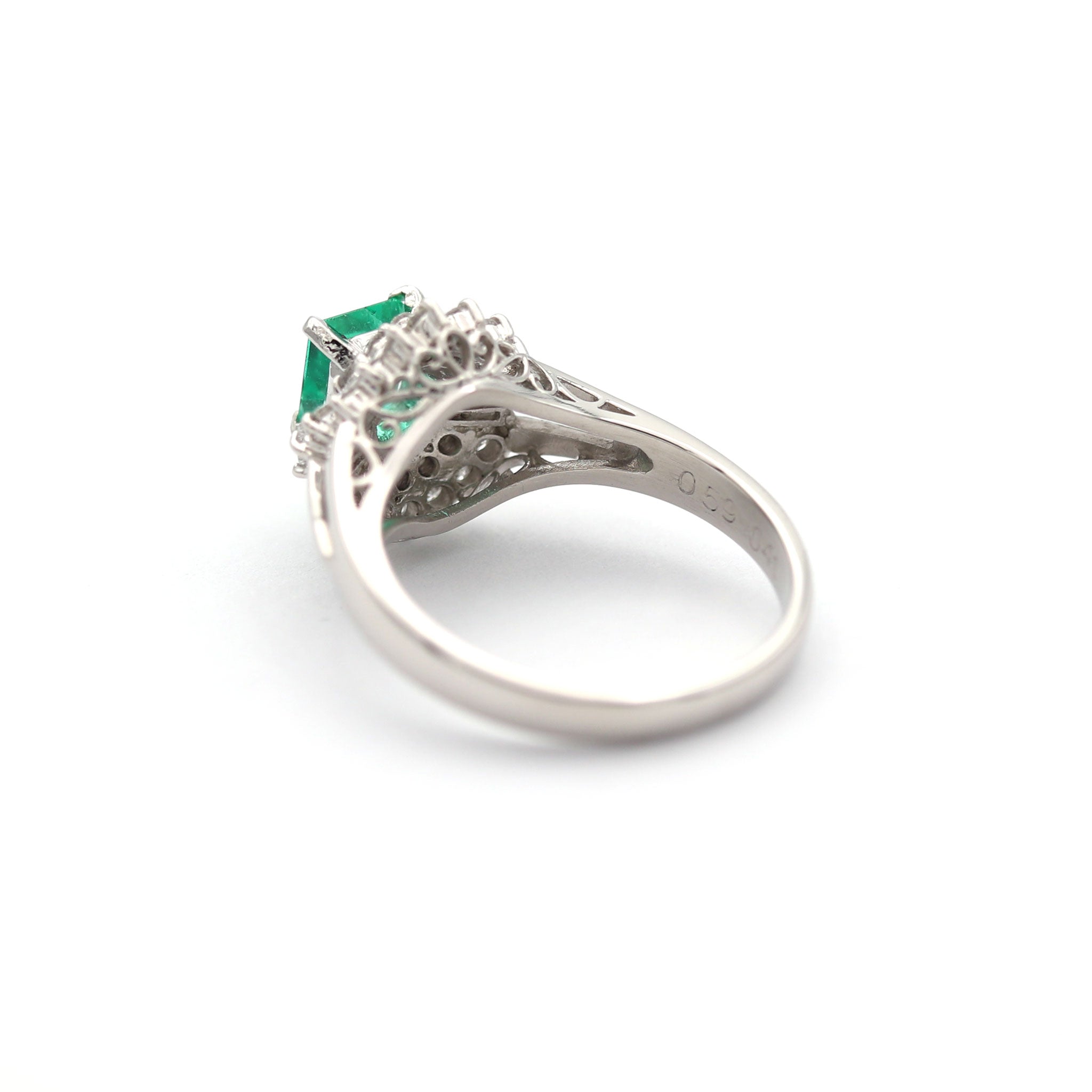 エメラルド リング プラチナ PT900 ヴィンテージ ジュエリー Estate Jewelry Japan JEM-J067-4