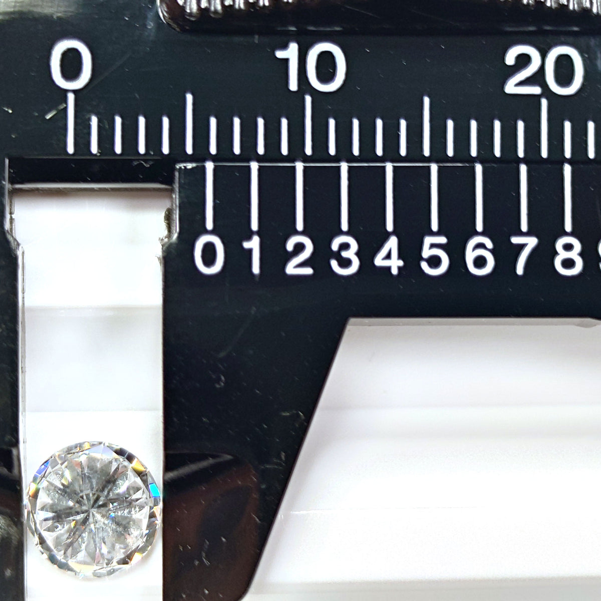 天然ダイヤモンド ルース 0.744ct ソーティング付き DIAMOND jem00049